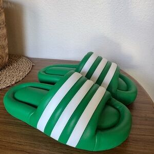 NEW Adidas ADILETTE 24 SLIDES